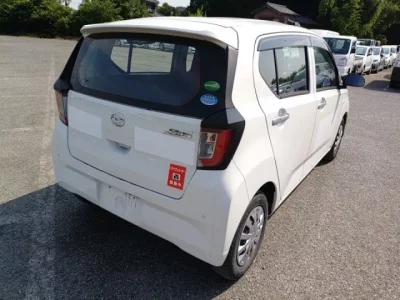 Daihatsu MIRA E S