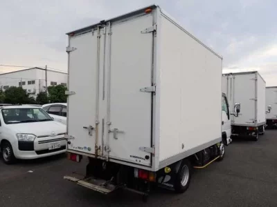 Isuzu ELF