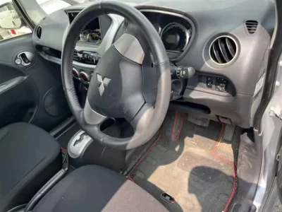 Mitsubishi I