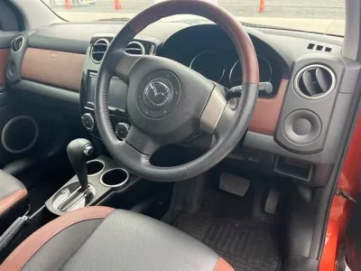 Mazda VERISA