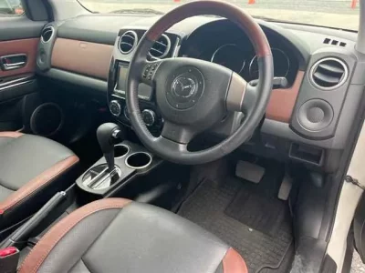 Mazda VERISA