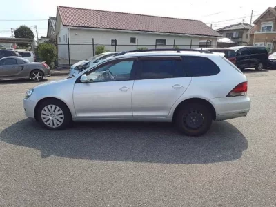 Volkswagen GOLF VARIANT
