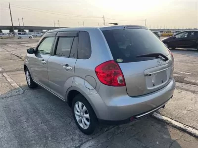 Mazda VERISA