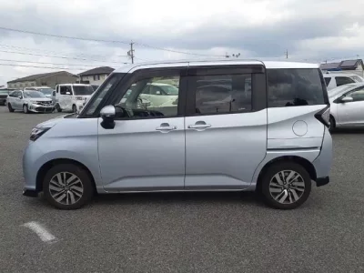 Toyota TANK