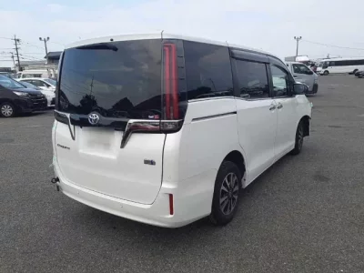 Toyota ESQUIRE