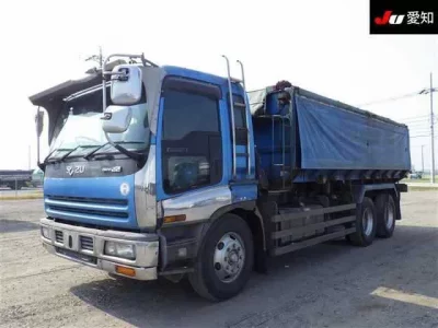 Isuzu GIGA