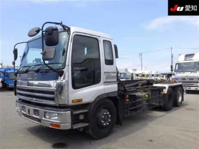 Isuzu GIGA