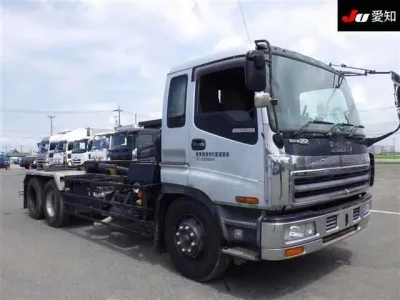 Isuzu GIGA