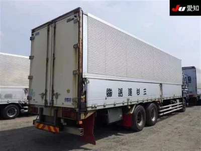 Isuzu GIGA