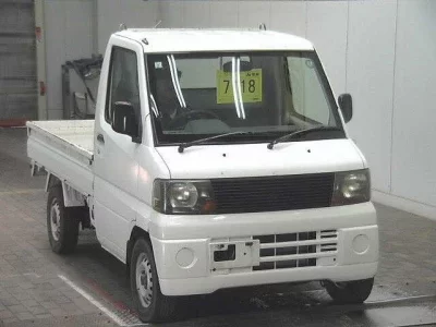 Nissan CLIPPER TRUCK