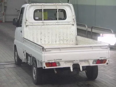 Nissan CLIPPER TRUCK