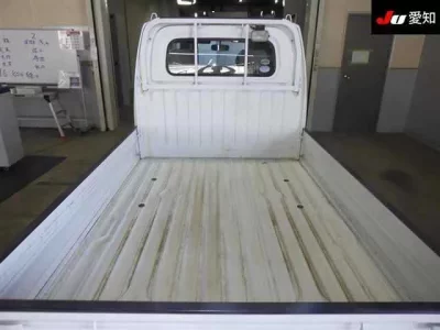 Nissan CLIPPER TRUCK