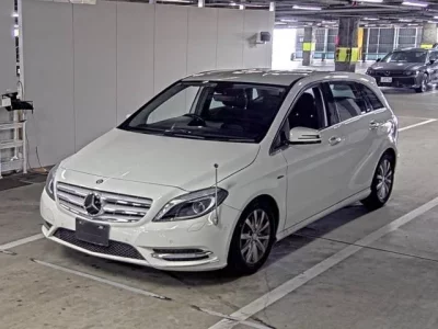 Mercedes-Benz B CLASS