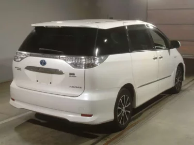 Toyota ESTIMA HYBRID