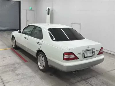 Nissan GLORIA