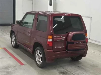 Mitsubishi PAJERO MINI
