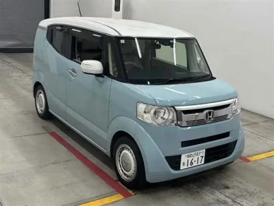 Honda N BOX SLASH
