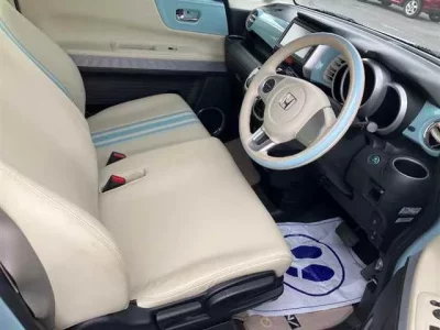 Honda N BOX SLASH