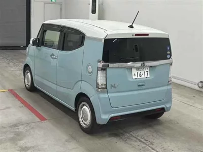 Honda N BOX SLASH
