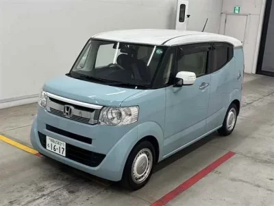 Honda N BOX SLASH