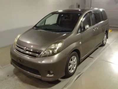 Toyota ISIS