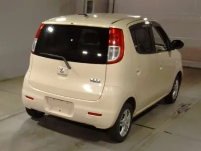 Suzuki MRWAGON