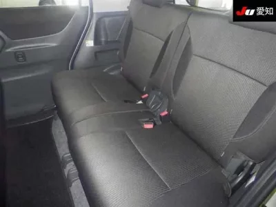 Mitsubishi DELICA D2