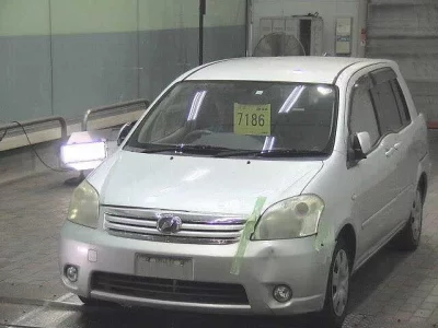 Toyota RAUM
