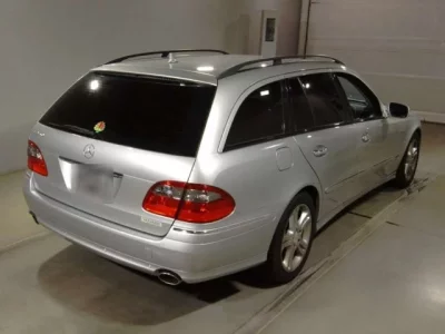 Mercedes-Benz E CLASS WAGON