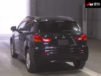 Mitsubishi RVR