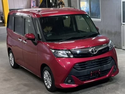 Toyota TANK