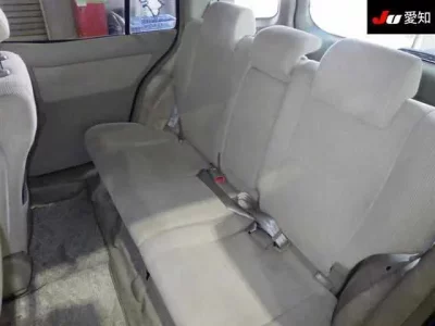 Toyota RAUM