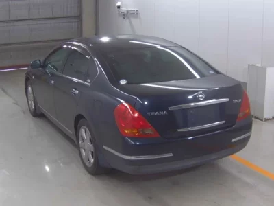 Nissan TEANA