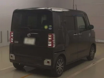 Toyota PIXIS MEGA