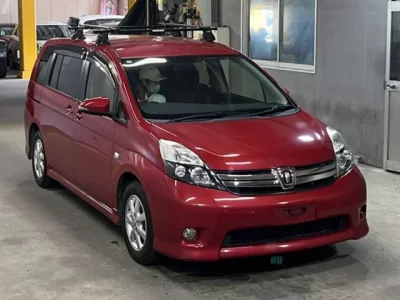 Toyota ISIS