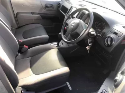 Nissan AD