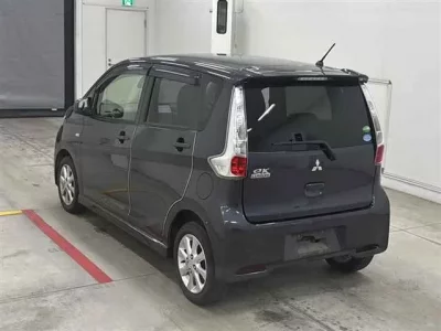 Mitsubishi EK CUSTOM