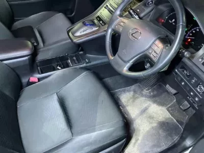 Lexus HS