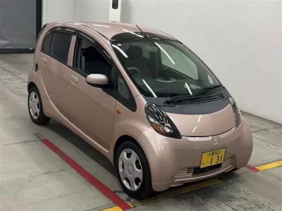Mitsubishi I