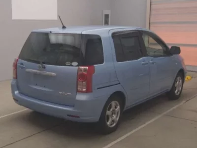 Toyota RAUM