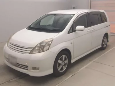Toyota ISIS