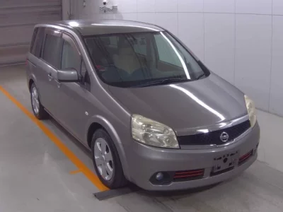 Nissan LAFESTA