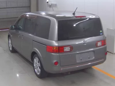 Nissan LAFESTA