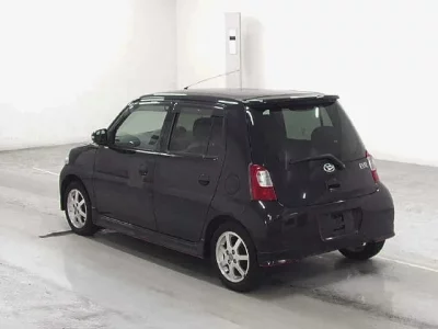 Daihatsu Esse