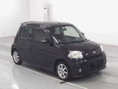 Daihatsu Esse