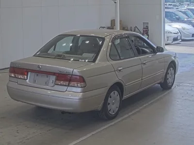 Nissan SUNNY