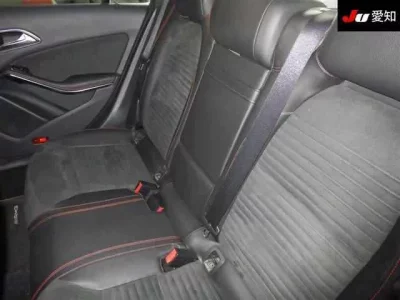 Mercedes-Benz CLA CLASS