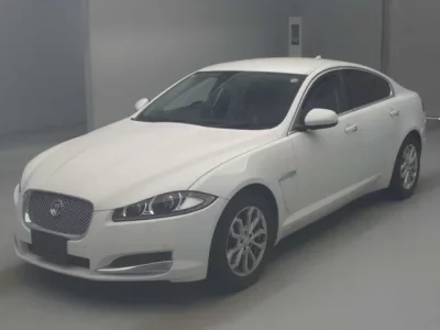 Jaguar XF SERIES