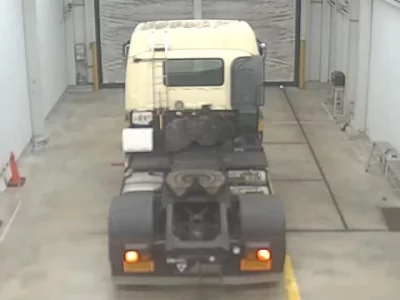 Isuzu TRUCK