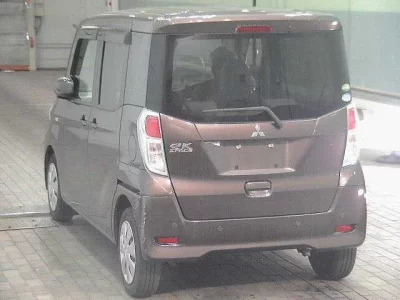 Mitsubishi EK SPACE